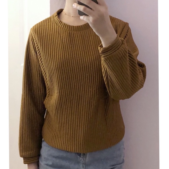 Camel Lantern Sleeve Ribbed Sweatshirt - Picture 6 of 8